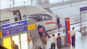 Deutsche Bahn Fernbahnhof Frankfurt Flughafen